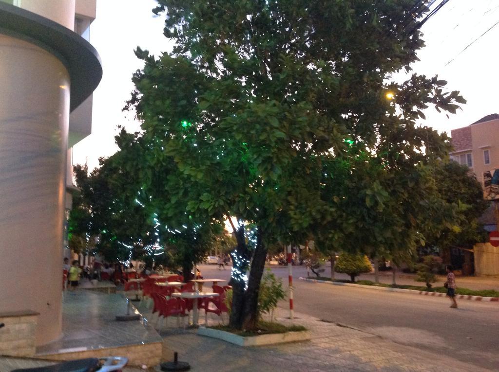 Palace Hotel Rạch Giá Eksteriør billede