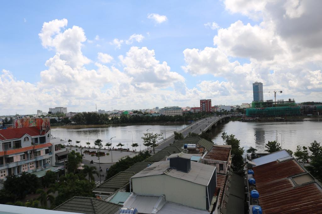 Palace Hotel Rạch Giá Eksteriør billede