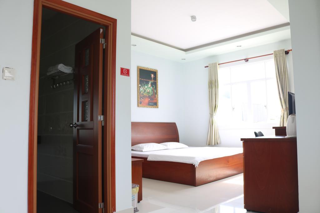 Palace Hotel Rạch Giá Eksteriør billede